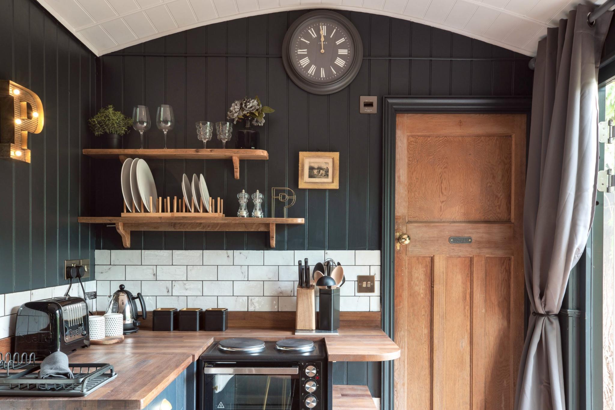 L-Shaped Kitchen - Shepherds Parlour at The Shepherds Hut Retreat