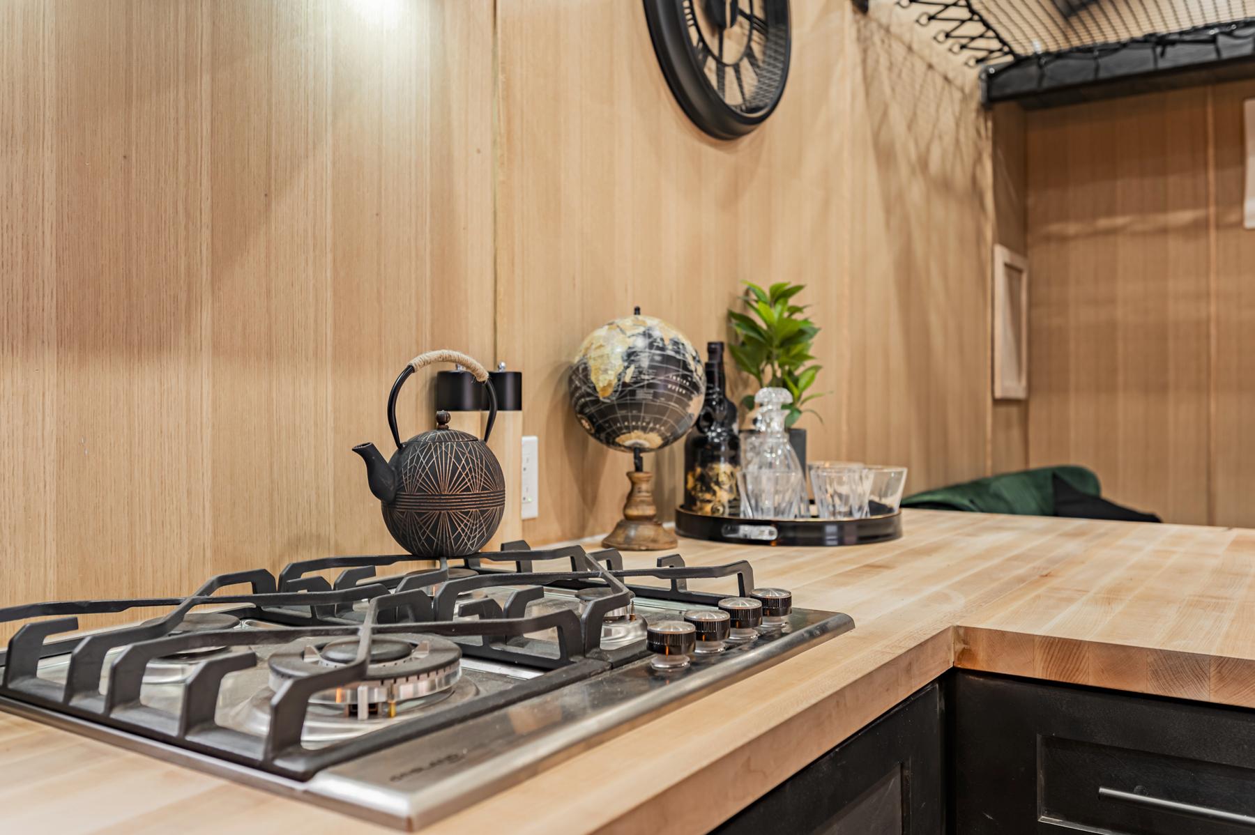 Gas Cooktop - Sherloak Homes by Acorn Tiny Homes