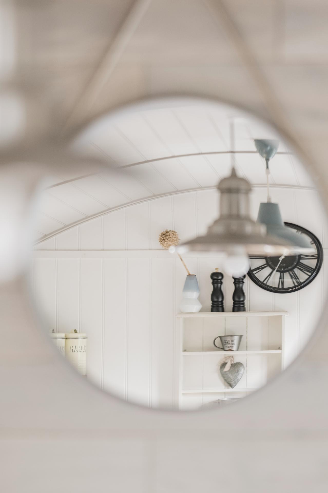 Circular Bathroom Mirror - Shepherds Keep at The Shepherds Hut Retreat