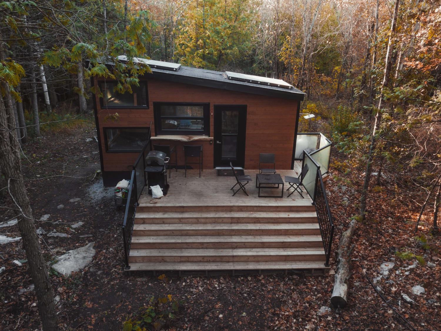 Tiny House with Large Deck - Ember by Cabinscape